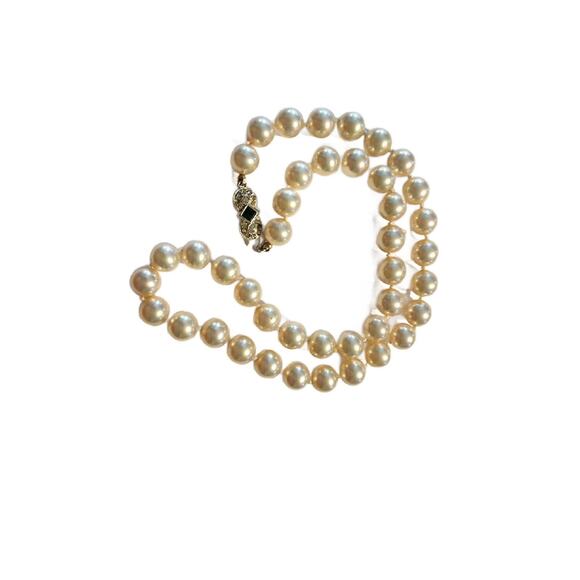 Art Deco Cultured Pearls Necklace Clasp in Diamonds 18k White Gold, 1930s